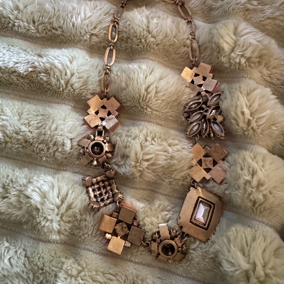 NEWER- J Crew Ladies Enamel & Stone (Beaded) Adjustable Necklace - Picture 3 of 6